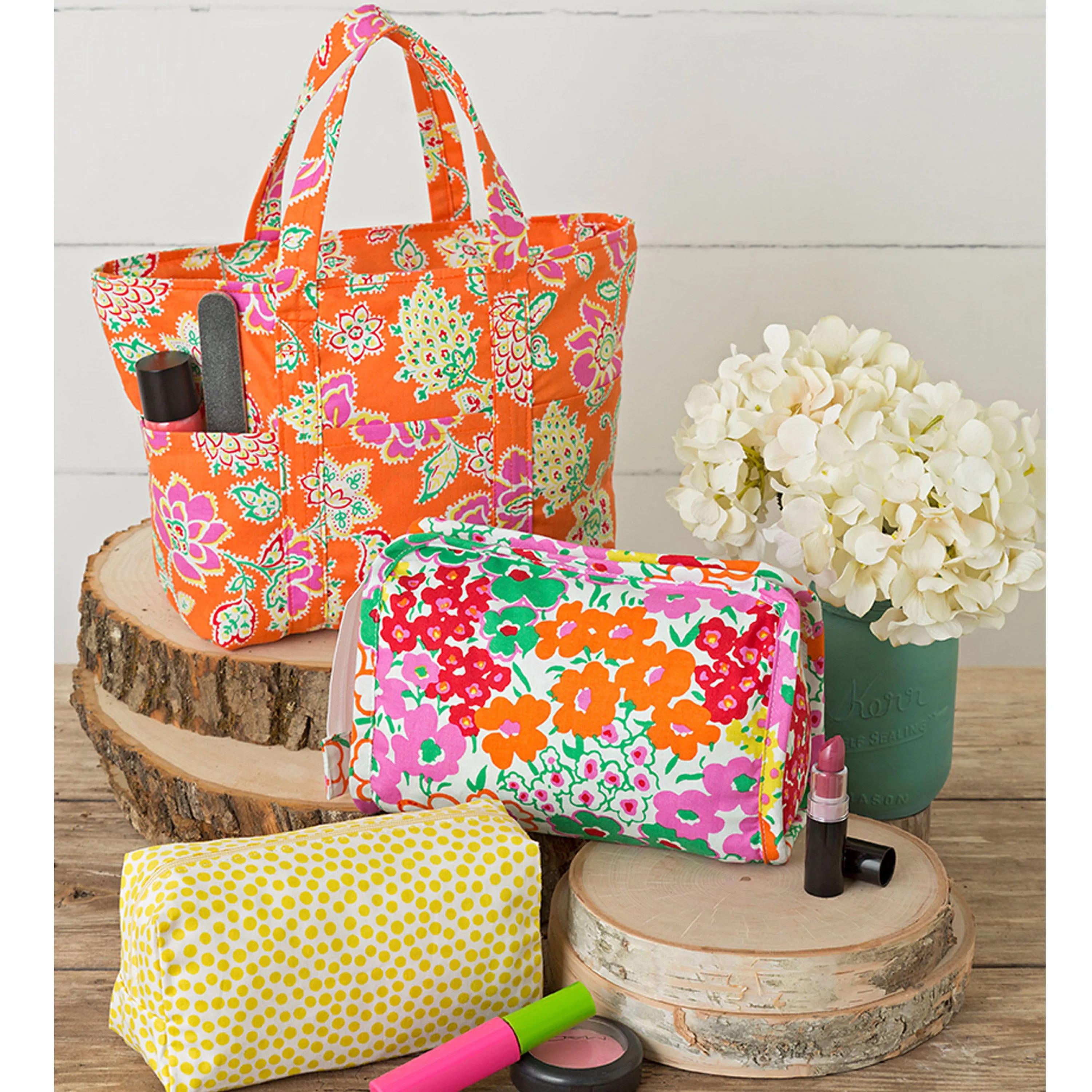 Simplicity Pattern 9310 Totes & Bags In Assorted Sizes