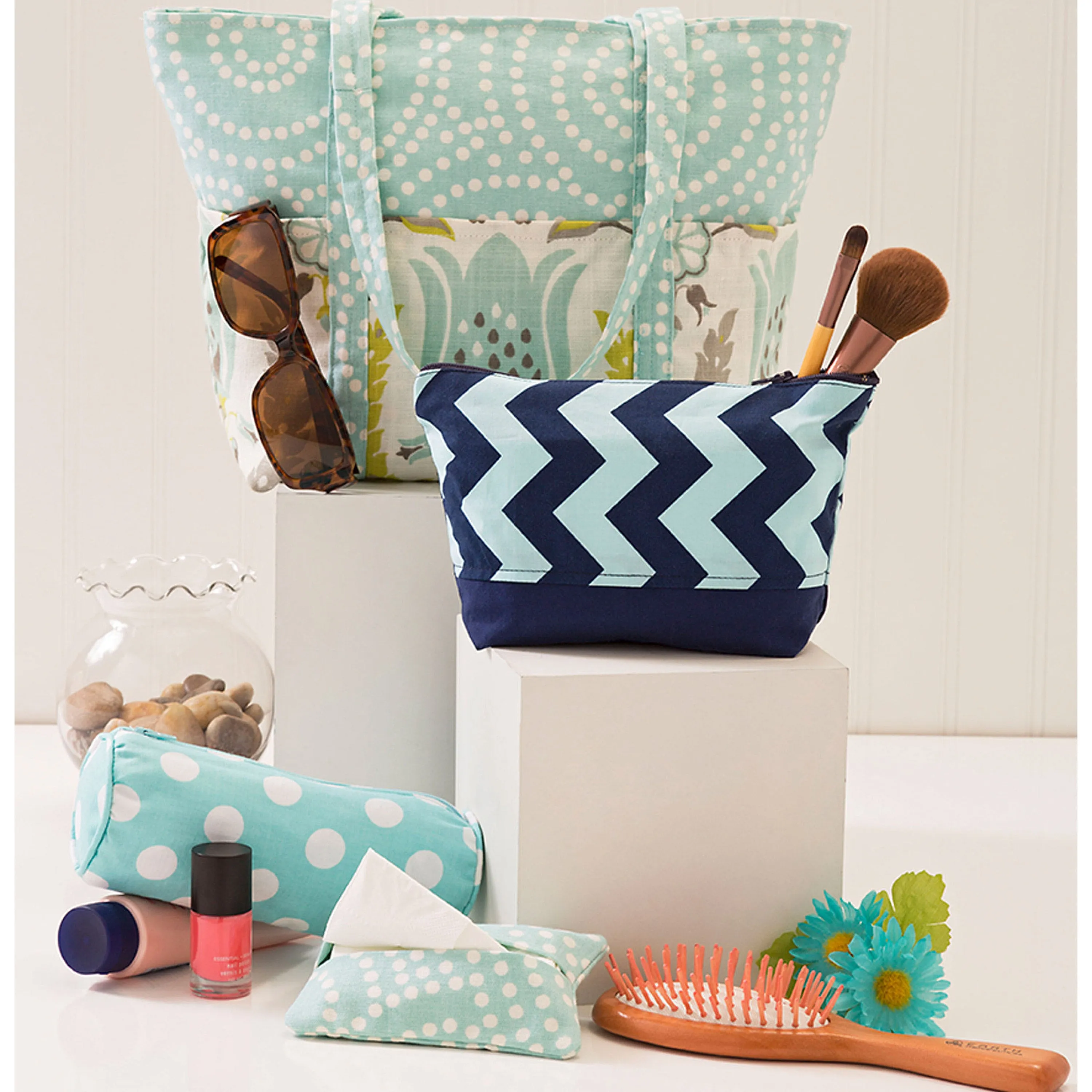Simplicity Pattern 9310 Totes & Bags In Assorted Sizes
